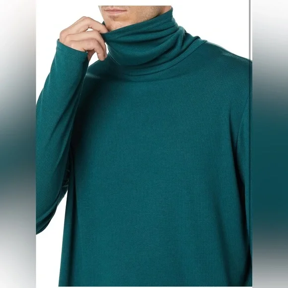 Amazon Essentials Men's Performance Soft Tech Roll Neck Long-Sleeve Shirt- M - Picture 5 of 12